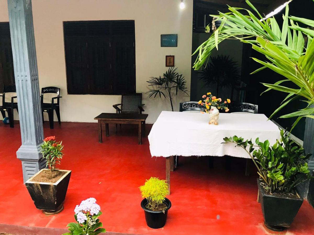 Kavidi Villa Home Stay Tangalle Extérieur photo