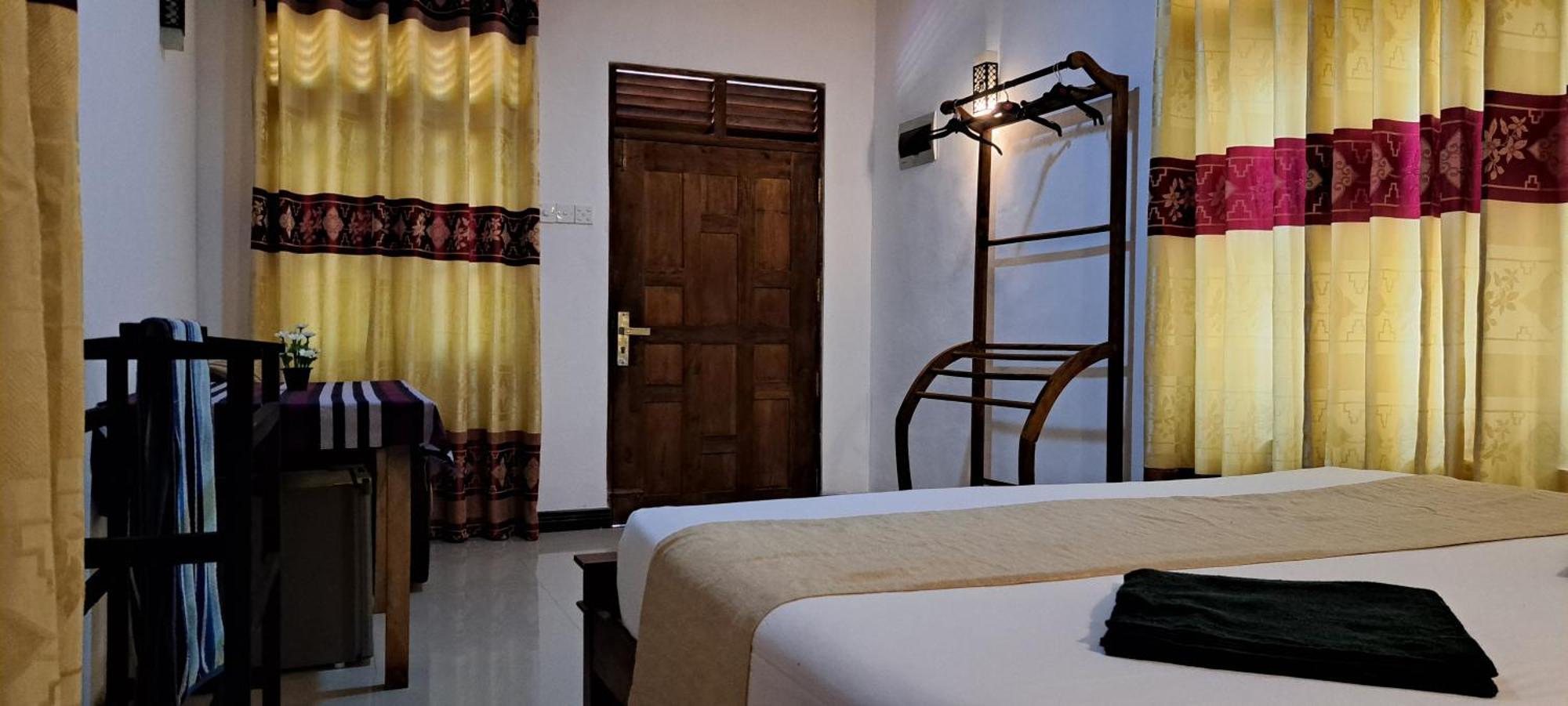 Kavidi Villa Home Stay Tangalle Extérieur photo