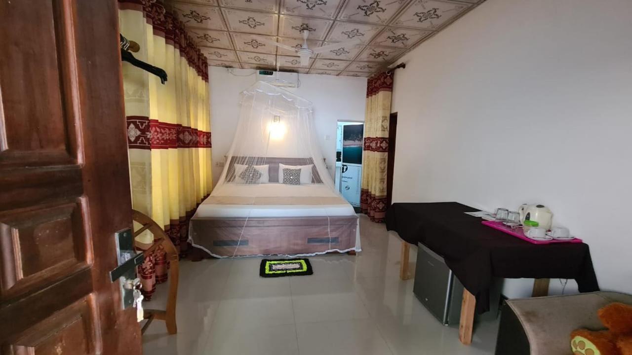 Kavidi Villa Home Stay Tangalle Chambre photo